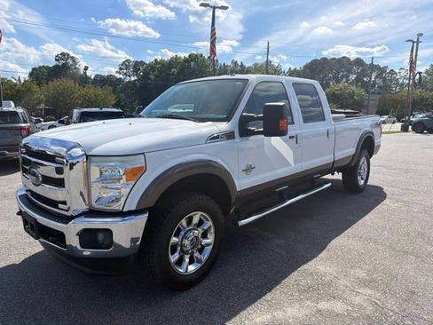 Used 2015 Ford F350 Lariat w/ Lariat Interior Package AWD/4WD image 3