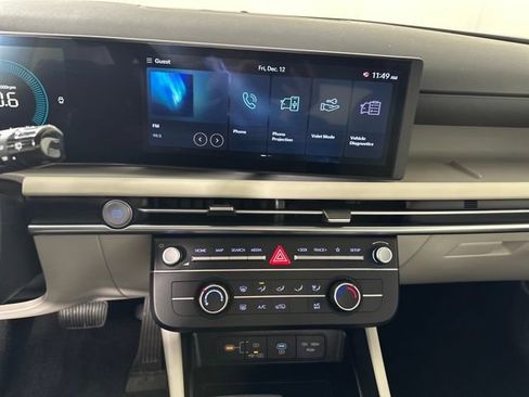 Certified 2025 Hyundai Tucson SE image 21