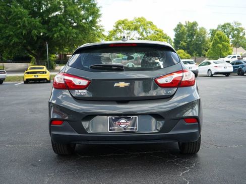 Used 2019 Chevrolet Cruze LT FWD image 18