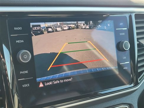 Used 2022 Volkswagen Atlas SE image 17