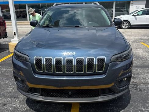 Used 2021 Jeep Cherokee Latitude Lux AWD/4WD image 2