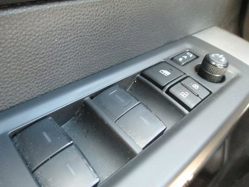 Used 2024 Toyota Tundra Platinum image 26