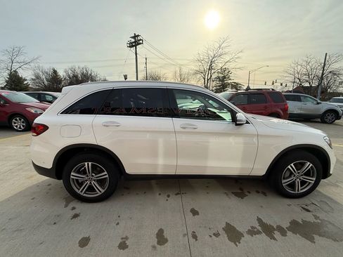 Used 2021 Mercedes-Benz GLC 300 GLC 300 4MATIC Sport Utility 4 image 8