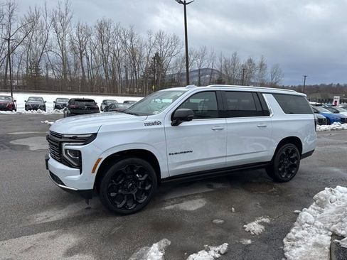 New 2026 Chevrolet Suburban High Country AWD/4WD image 32