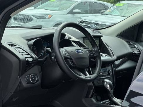 Used 2019 Ford Escape Titanium AWD/4WD image 29
