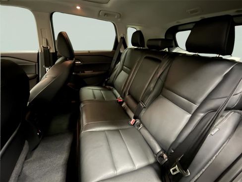 Used 2022 Nissan Rogue SL w/ SL Premium Package image 16