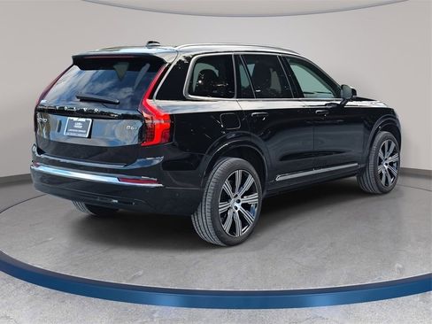 Used 2025 Volvo XC90 B6 Ultra w/ Protection Package Premier image 6