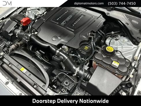 Used 2018 Jaguar XF S RWD image 48