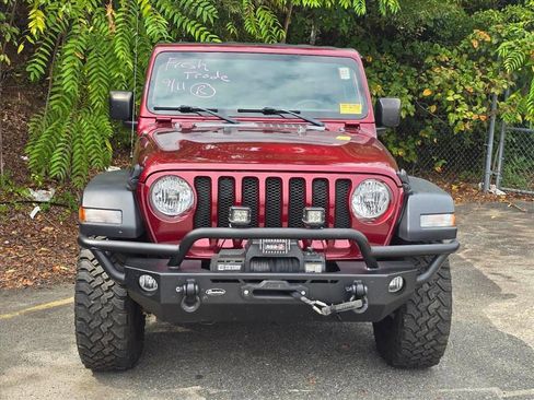 Used 2021 Jeep Wrangler Sport AWD/4WD image 8