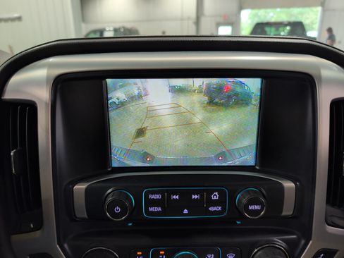 Used 2018 GMC Sierra 1500 SLT AWD/4WD image 12