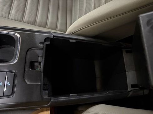 Used 2018 Ford Fusion S image 44