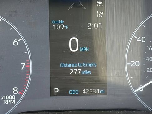 Used 2025 Toyota Corolla LE FWD image 11