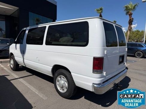 Used 2007 Ford E-150 and Econoline 150 Wagon RWD image 4