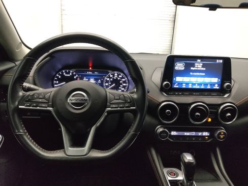 Used 2022 Nissan Sentra SR w/ Lighting Package FWD image 22