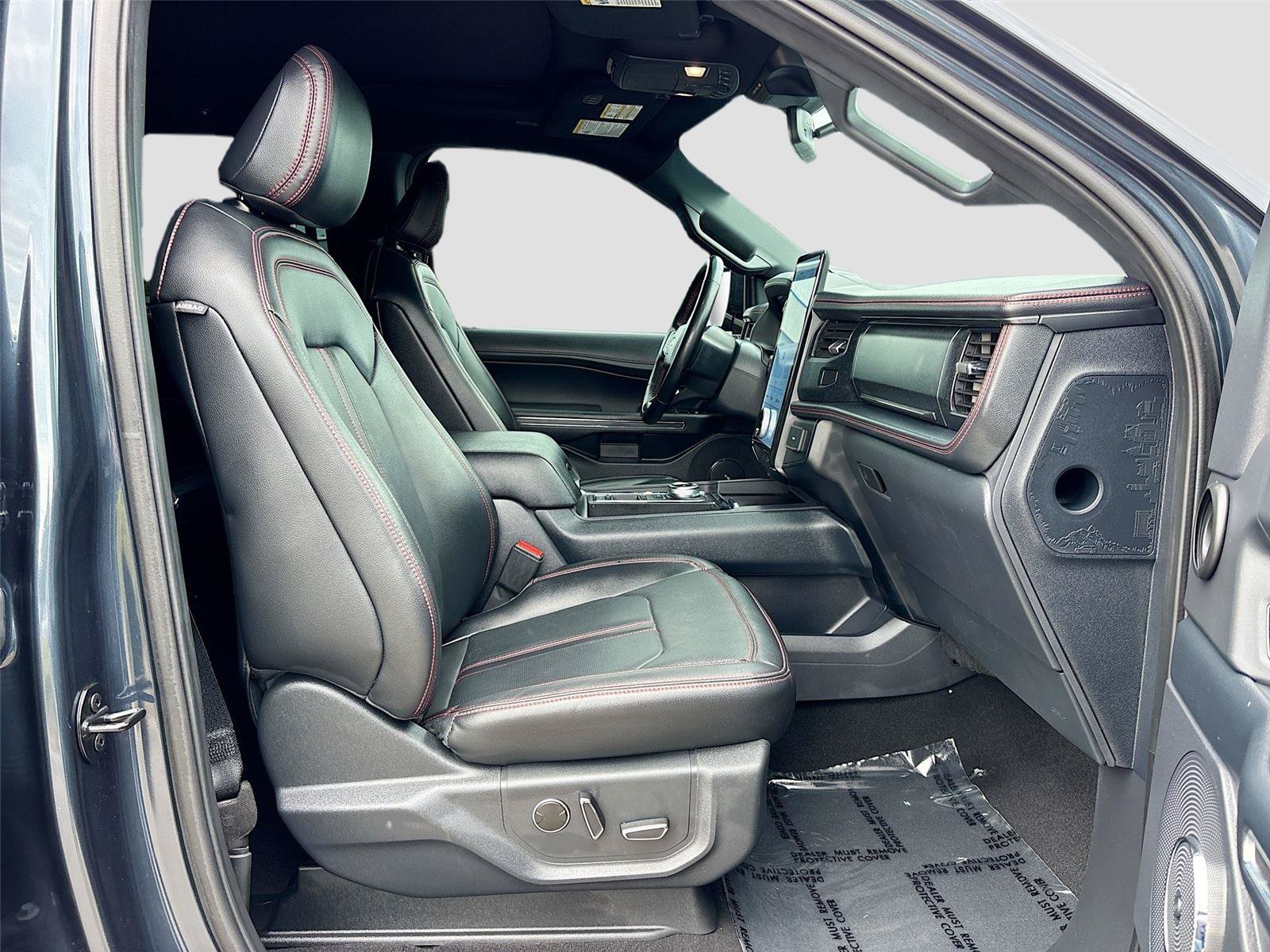 Used 2024 Ford Expedition Limited RWD image 31