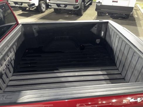 Used 2023 GMC Sierra 1500 Elevation image 37