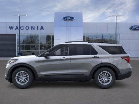 New 2026 Ford Explorer Active AWD/4WD image 3