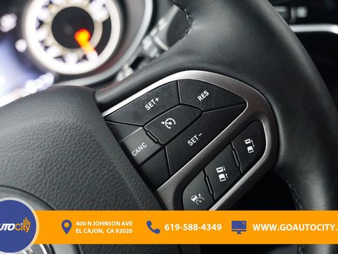 Used 2021 Jeep Cherokee Limited w/ Elite Package FWD image 23