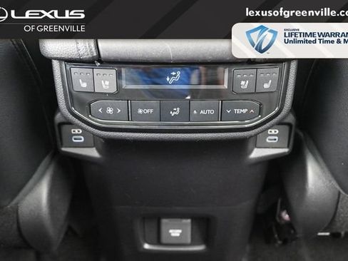 Used 2025 Toyota Grand Highlander AWD image 27
