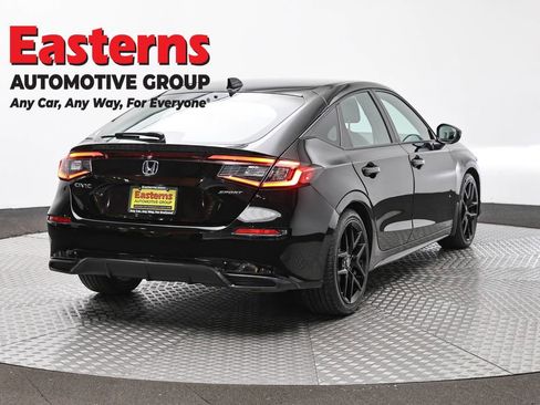 Used 2022 Honda Civic Sport image 5