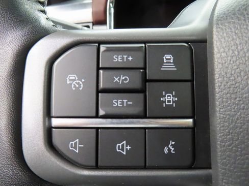 Used 2022 Ford F150 Lariat w/ Equipment Group 502A High image 49