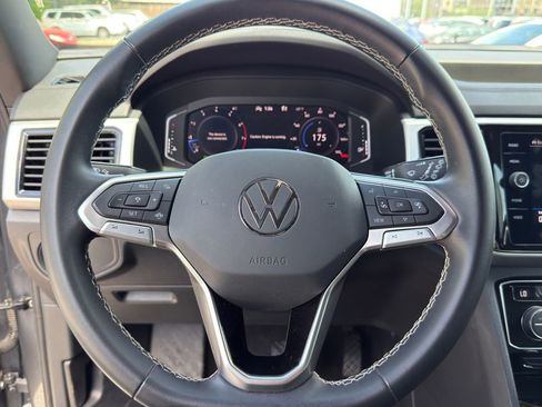 Certified 2023 Volkswagen Atlas Cross Sport SE w/ Black Wheel Package image 15