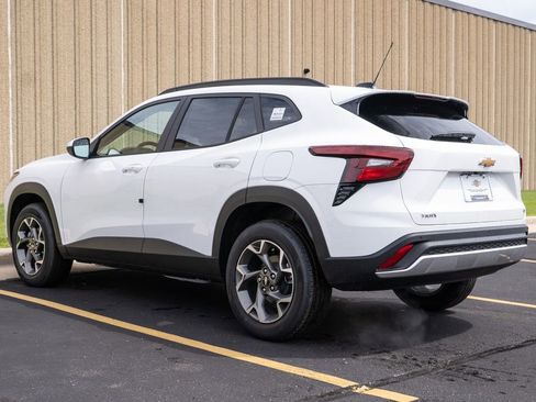 New 2025 Chevrolet Trax LT w/ Driver Confidence Package image 5