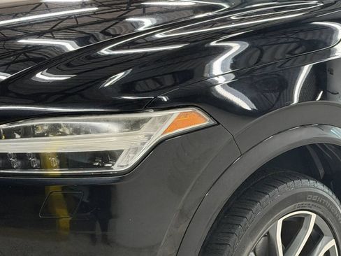 Used 2016 Volvo XC90 T6 Momentum w/ Momentum Plus Package AWD/4WD image 4