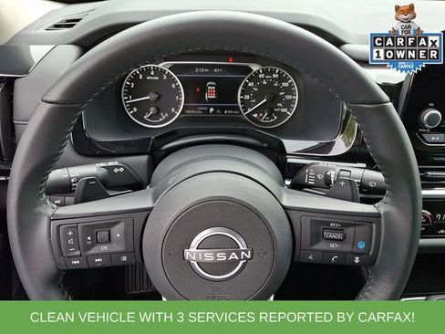 Used 2025 Nissan Pathfinder SV FWD image 19