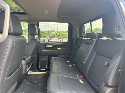 Used 2024 Chevrolet Silverado 3500 LTZ w/ LTZ Plus Package AWD/4WD image 7