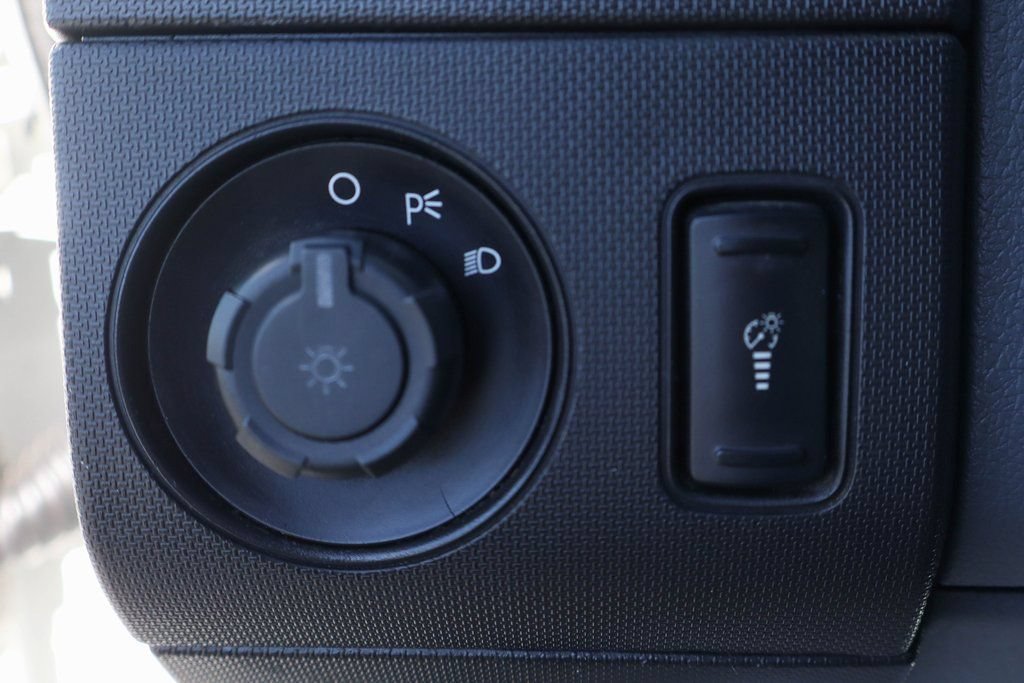 Used 2012 Ford F550 2WD Regular Cab Super Duty w/ PWR Equipment Group image 23