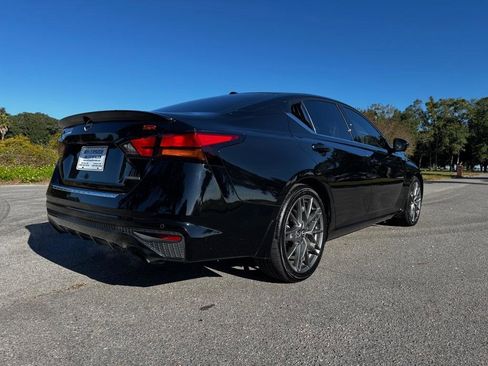 Used 2023 Nissan Altima 2.0 SR image 5