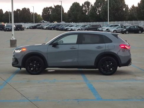 Used 2024 Honda HR-V Sport image 9