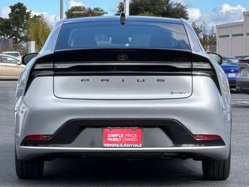 New 2026 Toyota Prius Plug-In Hybrid image 8