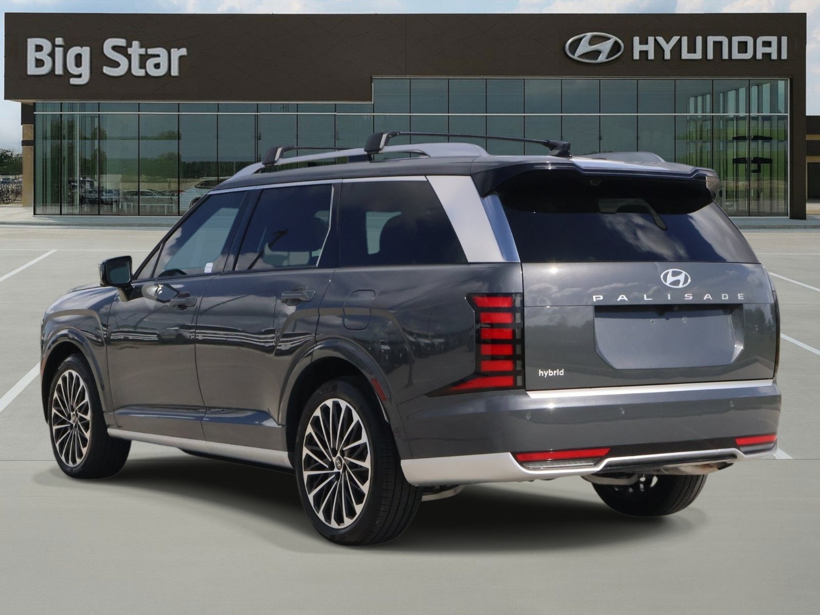 Used 2026 Hyundai Palisade Calligraphy FWD image 3