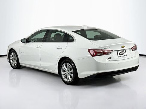 Used 2020 Chevrolet Malibu LT w/ Leather Package image 9