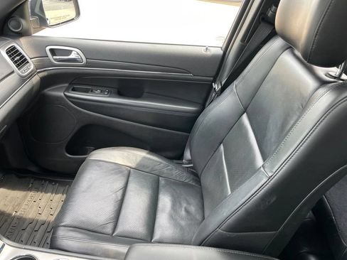 Used 2019 Jeep Grand Cherokee Limited w/ Luxury Group II AWD/4WD image 20
