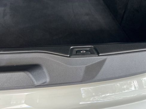 Used 2023 BMW X5 sDrive40i w/ M Sport Package image 36