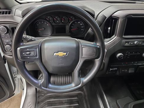 Certified 2022 Chevrolet Silverado 2500 W/T w/ WT Convenience Package AWD/4WD image 17