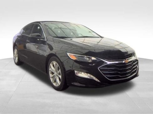 Used 2025 Chevrolet Malibu LT FWD image 4