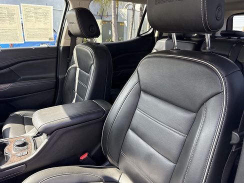 Used 2023 GMC Acadia Denali FWD image 20