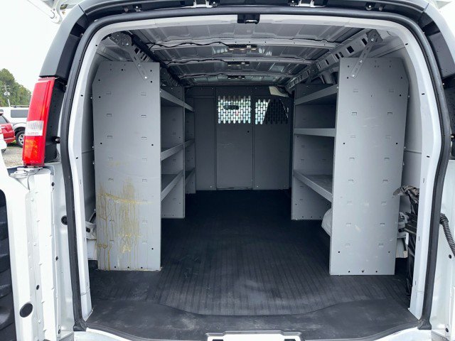 Used 2025 Chevrolet Express 2500 w/ Driver Convenience Package RWD image 22