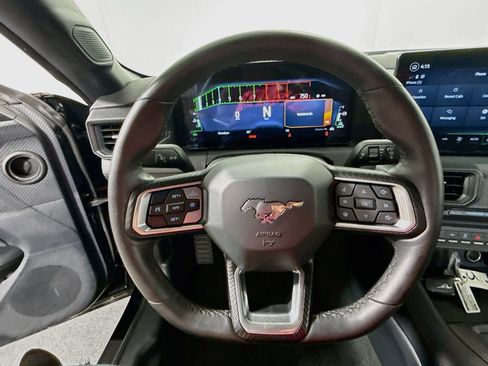 Used 2024 Ford Mustang GT RWD image 11