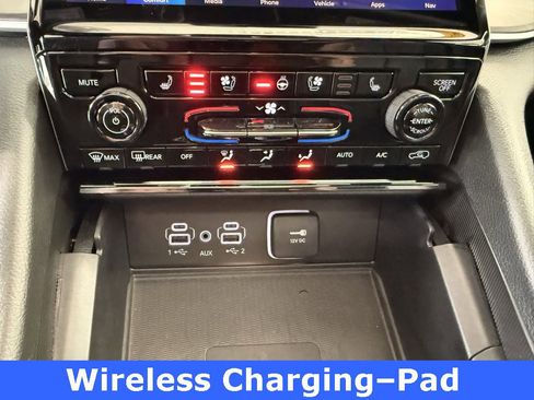 Used 2024 Jeep Grand Cherokee Limited 4xe w/ Luxury Tech Group II image 39