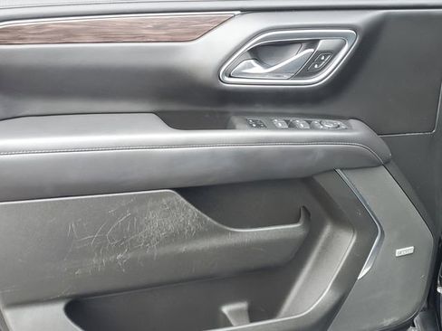 Certified 2023 Chevrolet Tahoe Z71 w/ Luxury Package image 15