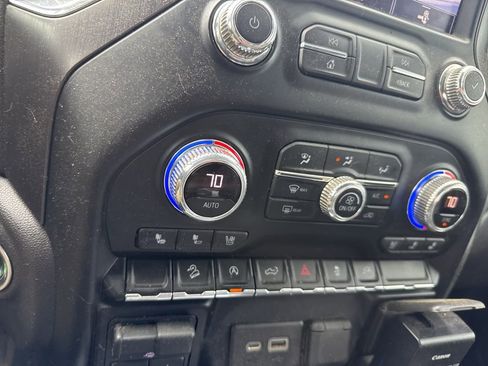 Used 2021 GMC Sierra 1500 AT4 image 17