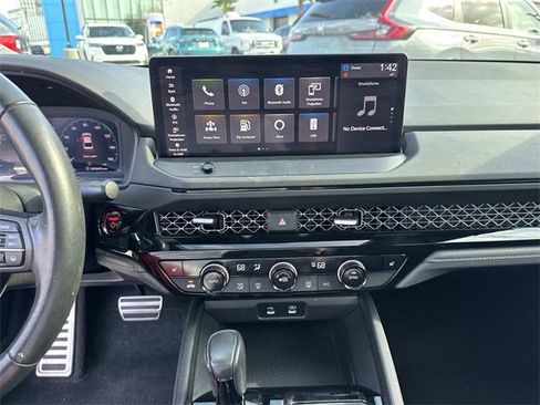 Used 2023 Honda Accord Sport image 24