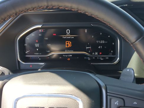 Used 2025 GMC Sierra 1500 AT4 w/ AT4 Premium Package image 15