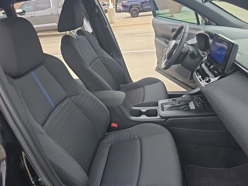 Used 2026 Toyota Corolla Cross SE image 10