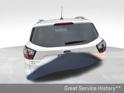 Used 2018 Ford Escape Titanium w/ Ford Safe & Smart Package image 6